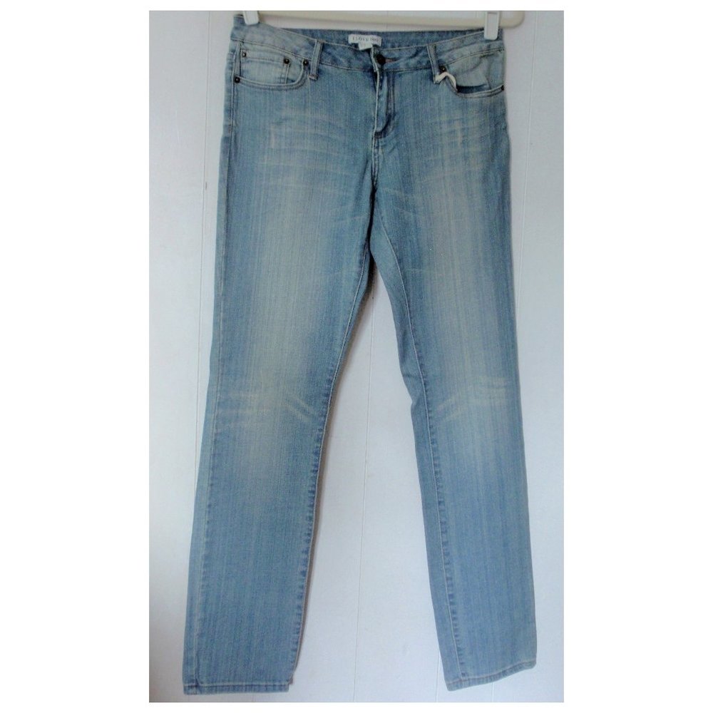 NWT FOREVER 21 LIGHT BLUE LOW RISE STRATIGH LEG JEANS 30